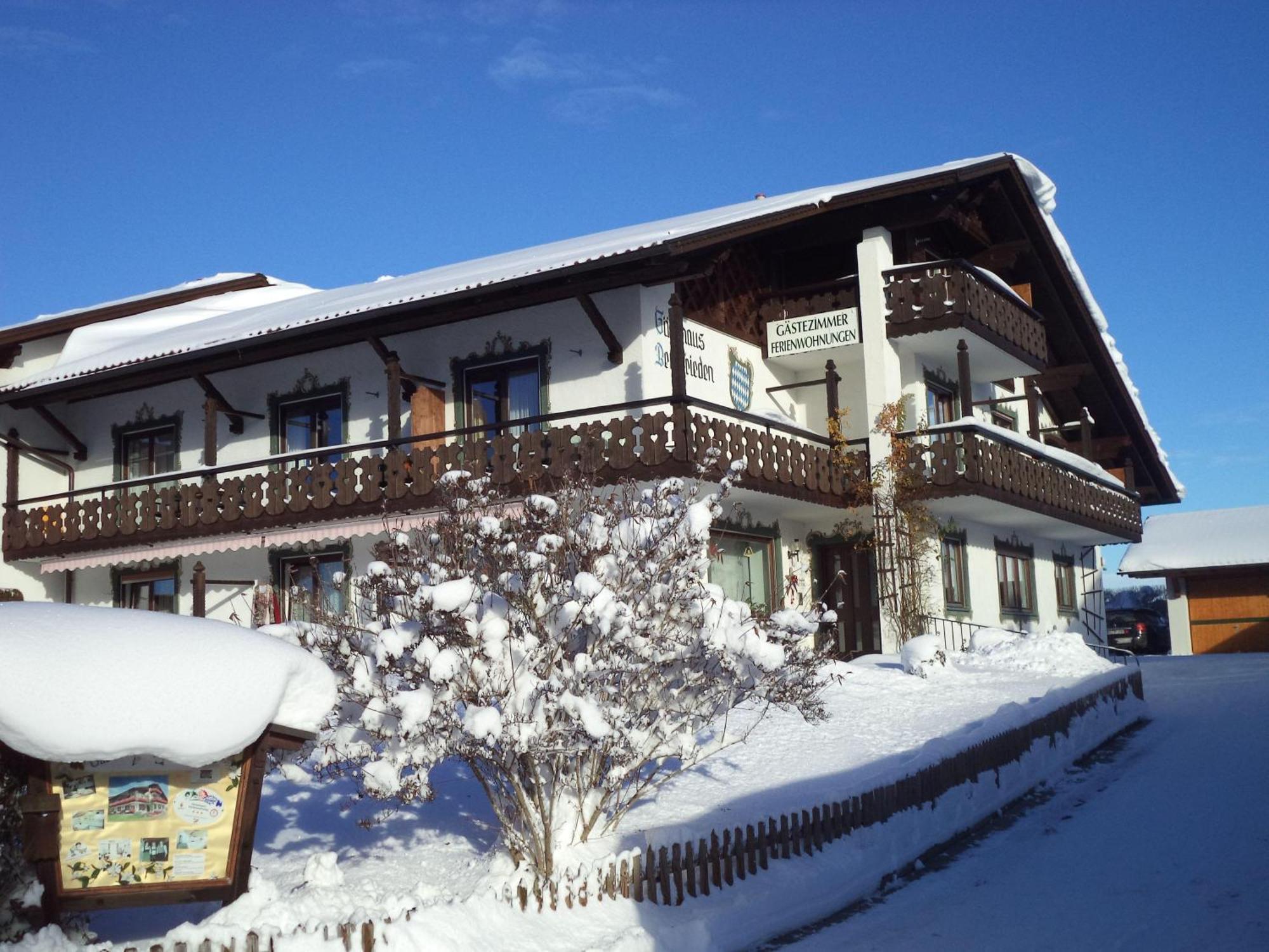Ferienwohnung-Susanne-Im-Gaestehaus-Bergfrieden Bayersoien Kültér fotó